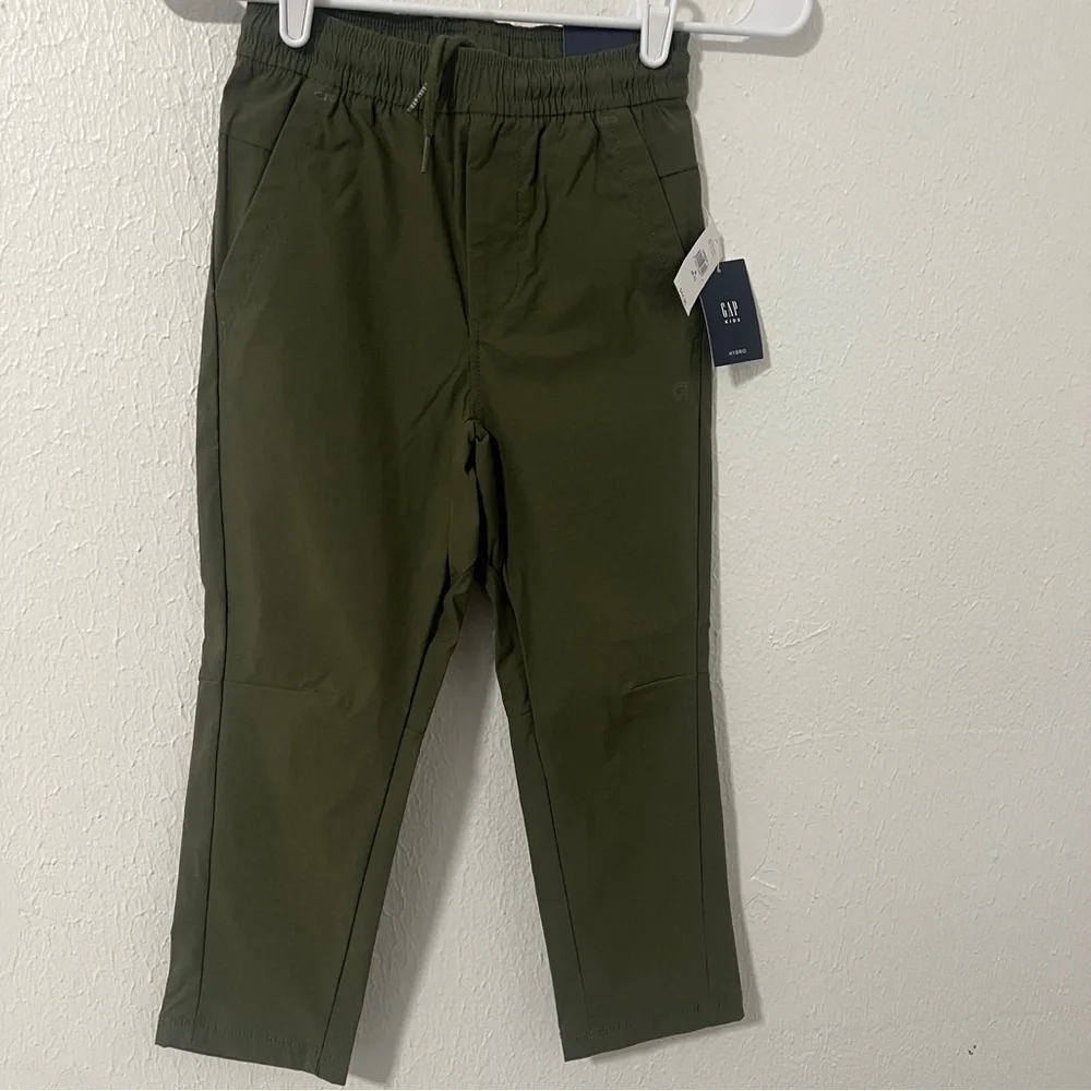 Gap Kids Boys Small (6-7) Hybrid Taper Pants Moisture Wicking NWT Quick Dry